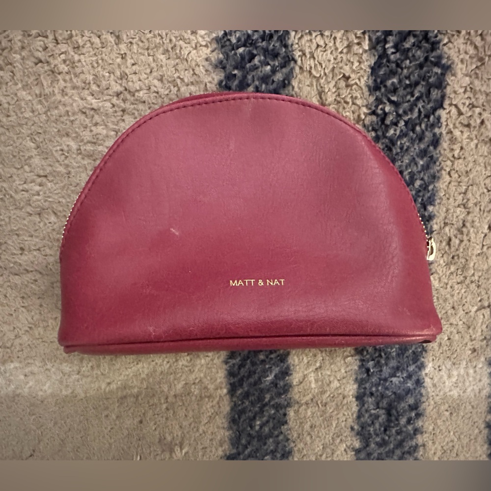 Matt & Nat Burgundy Makeup Pouch